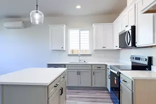 1521 11th St, Dallas, OR 97338 - Photo 5