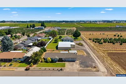 7762 45th Pl NE, Salem, OR 97305 - Photo 3