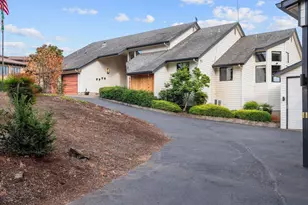 4000 Eola Dr NW, Salem, OR 97304 - Photo 3