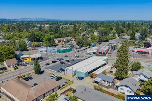 1742 Center St NE, Salem, OR 97301 - Photo 35