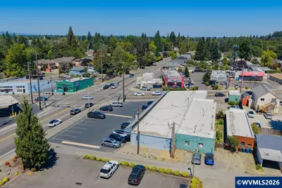 1742 Center St NE, Salem, OR 97301 - Photo 31
