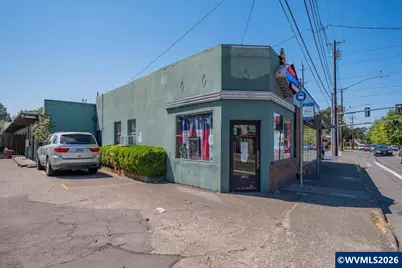 1742 Center St NE, Salem, OR 97301 - Photo 3