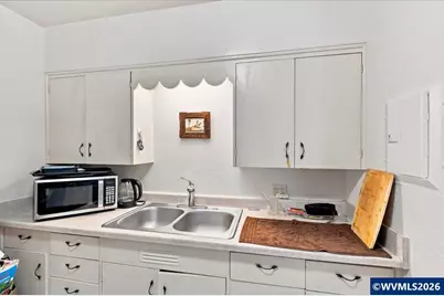 1742 Center St NE, Salem, OR 97301 - Photo 21