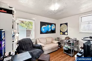 1742 Center St NE, Salem, OR 97301 - Photo 23