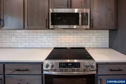 946 NW 10th St, Corvallis, OR 97330 - Photo 17