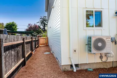 946 NW 10th St, Corvallis, OR 97330 - Photo 39