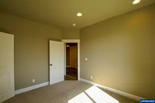 253/255 NW Douglas St, Dallas, OR 97338 - Photo 3