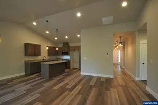 257 NW Douglas (-259) St, Dallas, OR 97338 - Photo 19