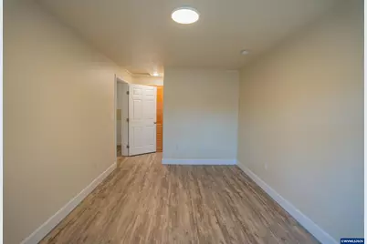 208 Faith St, Jefferson, OR 97352 - Photo 17