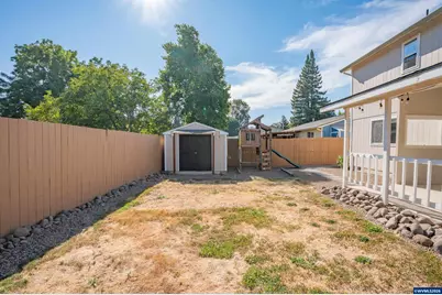 208 Faith St, Jefferson, OR 97352 - Photo 3