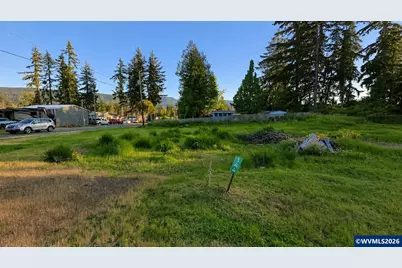 144 Fir St, Gates, OR 97346 - Photo 1