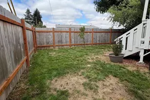 204 Cascade (15) Dr, Lebanon, OR 97355 - Photo 17
