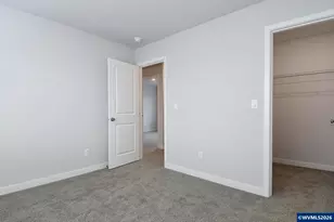 1392 Owl Ave, Woodburn, OR 97071 - Photo 9