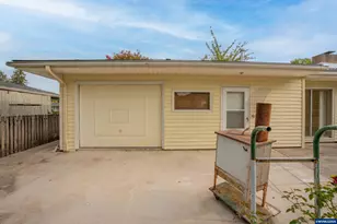 680 E Sherman St, Lebanon, OR 97355 - Photo 31