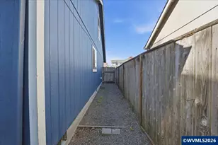839 Griffin Dr, Monmouth, OR 97361 - Photo 33