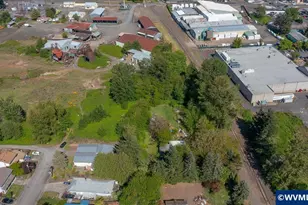 1400 Nandina St, Sweet Home, OR 97386 - Photo 9