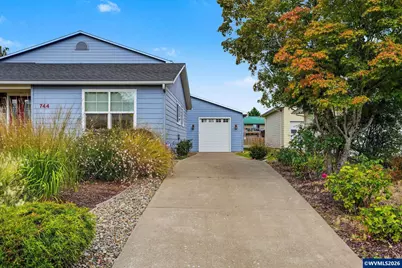 744 Cessna St, Independence, OR 97351 - Photo 11