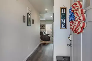 1875 SE Blueberry St, Dallas, OR 97338 - Photo 5