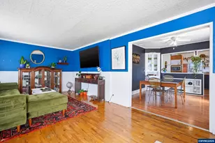 221 Walnut St, Independence, OR 97351 - Photo 5