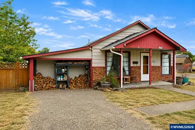221 Walnut St, Independence, OR 97351 - Photo 3