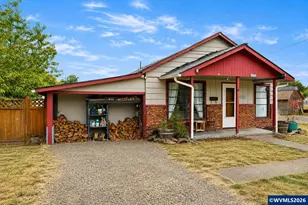 221 Walnut St, Independence, OR 97351 - Photo 3