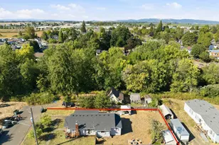 221 Walnut St, Independence, OR 97351 - Photo 17