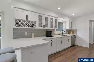 840 Empire St NW, Salem, OR 97304 - Photo 15
