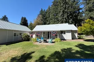 145 Patton Rd N, Detroit, OR 97342 - Photo 3