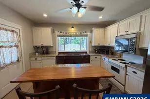 145 Patton Rd N, Detroit, OR 97342 - Photo 15
