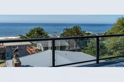 2035 NE 66th St, Lincoln City, OR 97367 - Photo 5