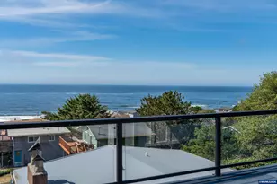 2035 NE 66th St, Lincoln City, OR 97367 - Photo 5