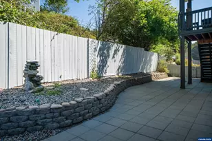 2035 NE 66th St, Lincoln City, OR 97367 - Photo 45