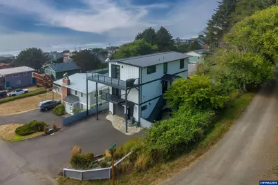 2035 NE 66th St, Lincoln City, OR 97367 - Photo 45