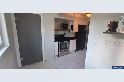 451 Gerth Av NW, Salem, OR 97304 - Photo 17