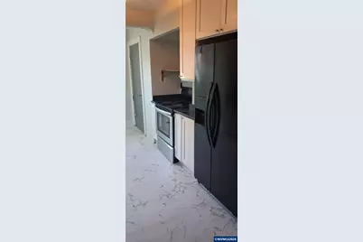 451 Gerth Av NW, Salem, OR 97304 - Photo 13