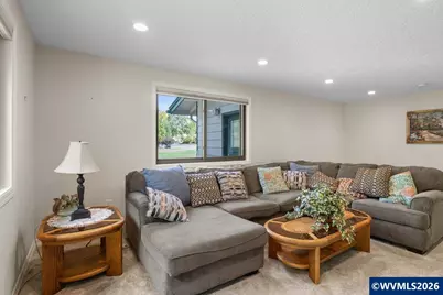 1240 39th Av SW, Albany, OR 97321 - Photo 3