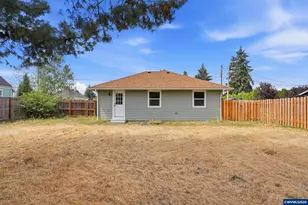 235 Cleveland St, Lebanon, OR 97355 - Photo 33
