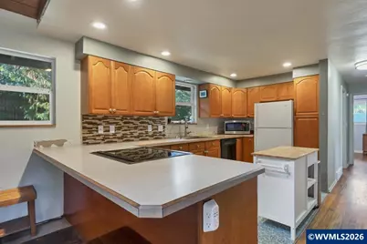 780 Ratcliff Dr SE, Salem, OR 97302 - Photo 19