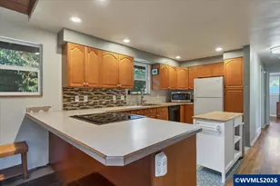 780 Ratcliff Dr SE, Salem, OR 97302 - Photo 19
