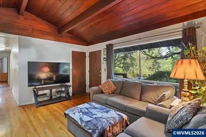 780 Ratcliff Dr SE, Salem, OR 97302 - Photo 7