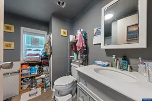 141 17th #3 St, Independence, OR 97351 - Photo 13