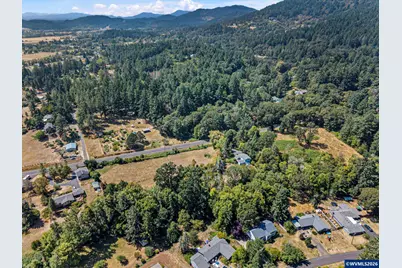 7550 NW Mountain View Dr, Corvallis, OR 97330 - Photo 43