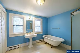 115 S 6th St, Independence, OR 97351 - Photo 23