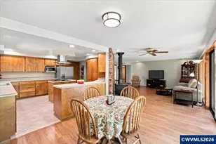 36632 Ash St SE, Albany, OR 97322 - Photo 9