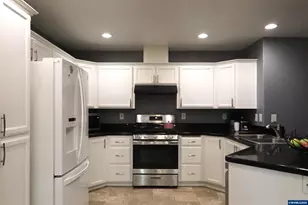 4928 Dorrance St NE, Salem, OR 97305 - Photo 9