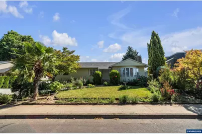 670 Smith Dr, Woodburn, OR 97071 - Photo 1