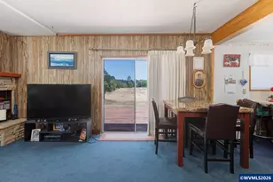 40028 Lacomb Dr, Lebanon, OR 97355 - Photo 9