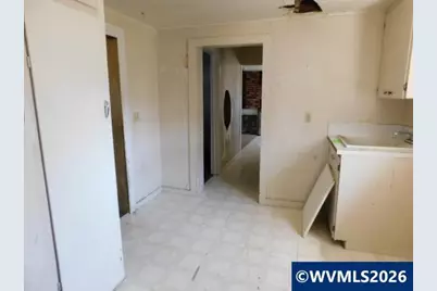 1336 Franklin St, Lebanon, OR 97355 - Photo 37