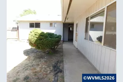 1336 Franklin St, Lebanon, OR 97355 - Photo 43