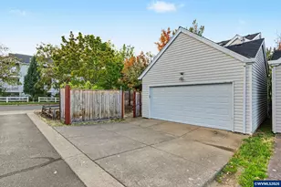 6298 SW Chestnut Dr, Corvallis, OR 97333 - Photo 39